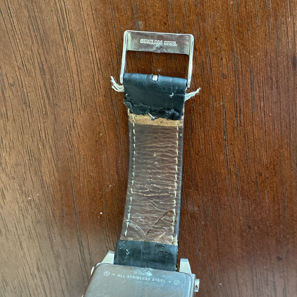 Vintage Margi Watch in Stainless Steel with Leather Band - Picture 10 of 15